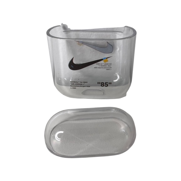 6 Nike Air Pods Clear Cases - Picture 2 of 2